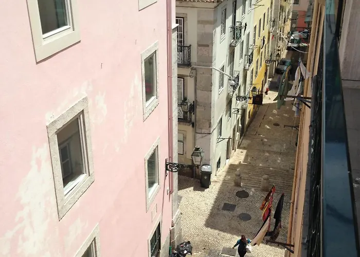 Casa Em Lisboa? Optima Localizacao No Bairro Alto